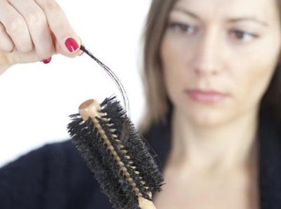 頭發大把大把的掉！一檢查居然是因為頭發護理產品